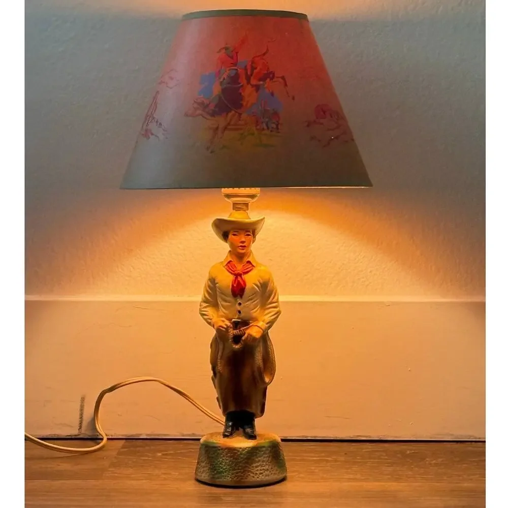 Vintage Cowboy western figurative lamp and shade